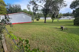 10211 NE 72nd St, Bronson, FL 32621 - Photo 11