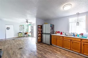 17242 Bradford Ave, Brooker, FL 32622 - Photo 15
