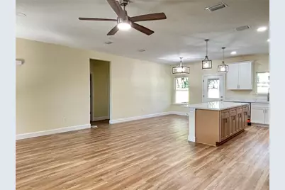 377 SE 4th Avenue, Melrose, FL 32666 - Photo 17