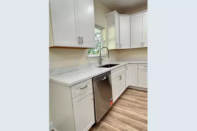 377 SE 4th Avenue, Melrose, FL 32666 - Photo 13