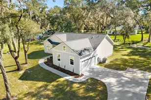 377 SE 4th Ave, Melrose, FL 32666 - Photo 3