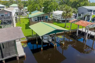 396 NE 241st St, Suwannee, FL 32692 - Photo 1