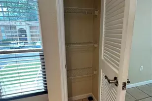 1810 NW 23rd Blvd, Gainesville, FL 32605 - Photo 9