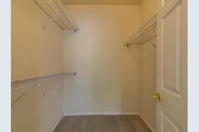 1565 NW 29th Road #4, Gainesville, FL 32605 - Photo 7