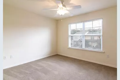 1565 NW 29th Road #4, Gainesville, FL 32605 - Photo 17