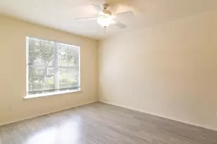 1565 NW 29 Rd, Gainesville, FL 32605 - Photo 5