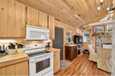 5661 NW 219th Street Road, Micanopy, FL 32667 - Photo 11