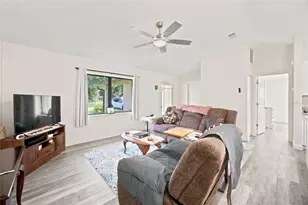 105 E Harvard St, Inverness, FL 34452 - Photo 9