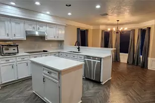 25335 SW 17th Ave, Newberry, FL 32669 - Photo 5