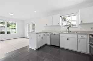 7106 NW 121st Ave, Alachua, FL 32615 - Photo 9
