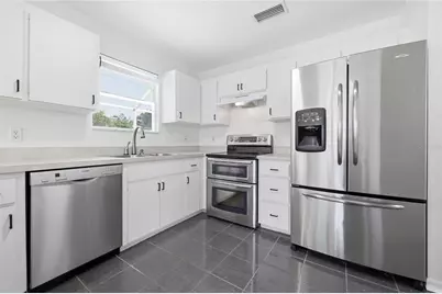 7106 NW 121st Avenue, Alachua, FL 32615 - Photo 11