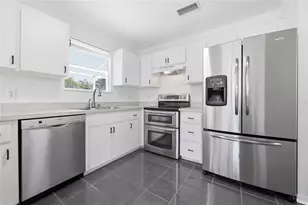 7106 NW 121st Ave, Alachua, FL 32615 - Photo 11