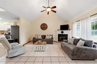 322 NE 4th Avenue, Trenton, FL 32693 - Photo 5