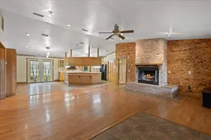 6351 SW 2nd Ln, Bell, FL 32619 - Photo 11