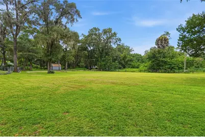 18467 NW 57th Court, Reddick, FL 32686 - Photo 23