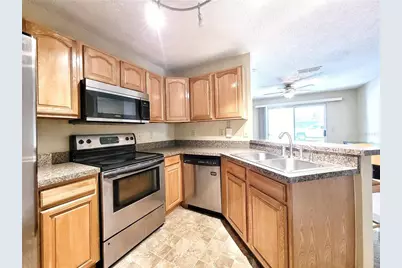 3705 SW 27th Street #811, Gainesville, FL 32608 - Photo 7