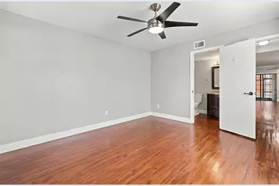 823 SW 58th Terrace, Gainesville, FL 32607 - Photo 13