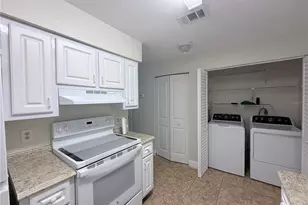 2635 SW 35th Pl, Gainesville, FL 32608 - Photo 7
