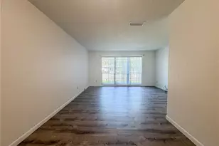 5631 NW 29th St, Gainesville, FL 32653 - Photo 9