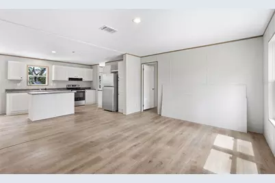 12371 NE 82nd Place, Bronson, FL 32621 - Photo 3