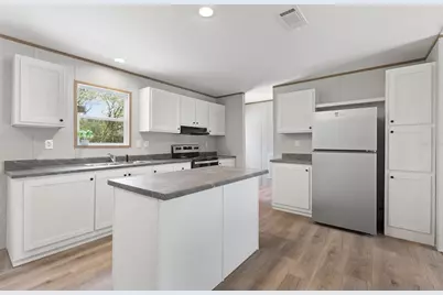 12371 NE 82nd Place, Bronson, FL 32621 - Photo 7