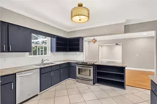 2219 NW 17th Ave, Gainesville, FL 32605 - Photo 33