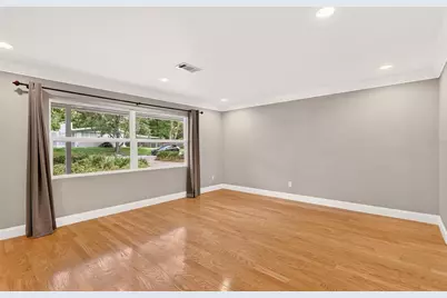 2219 NW 17th Avenue, Gainesville, FL 32605 - Photo 23