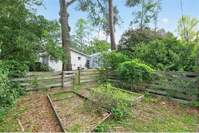 2219 NW 17th Avenue, Gainesville, FL 32605 - Photo 83