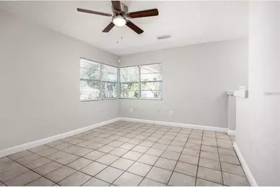 319 NW 16th Avenue, Gainesville, FL 32601 - Photo 3