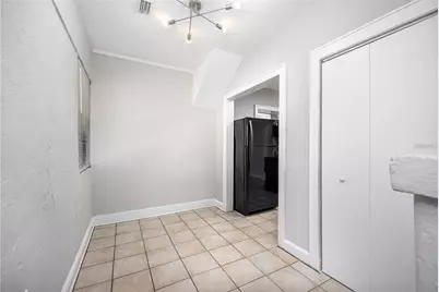 319 NW 16th Avenue, Gainesville, FL 32601 - Photo 17
