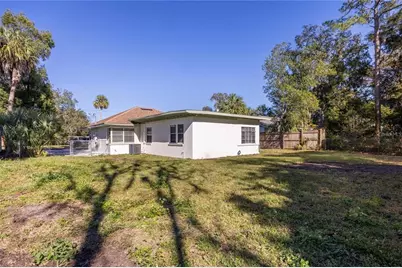 319 NW 16th Avenue, Gainesville, FL 32601 - Photo 27