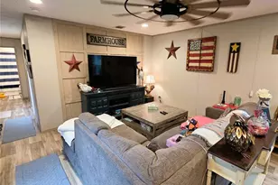 7850 NE 125th St, Bronson, FL 32621 - Photo 9