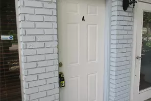 1048 SW 6th Dr, Gainesville, FL 32601 - Photo 3