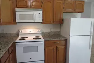 1048 SW 6th Dr, Gainesville, FL 32601 - Photo 9