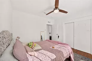 605 SW 9th St, Gainesville, FL 32601 - Photo 21