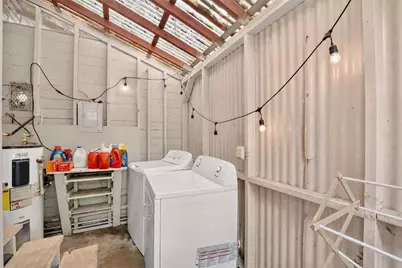 605 SW 9th Street, Gainesville, FL 32601 - Photo 29