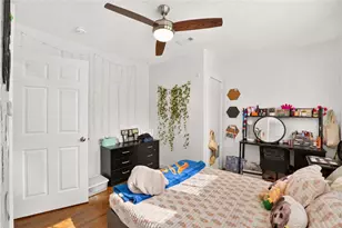 605 SW 9th St, Gainesville, FL 32601 - Photo 23