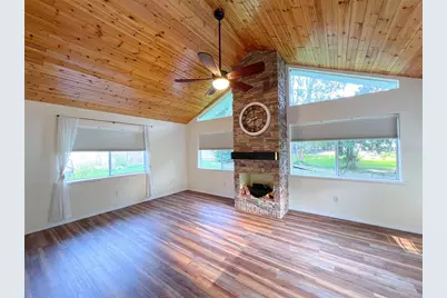7516 NW 36th Avenue, Gainesville, FL 32606 - Photo 5