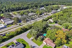 1310 SW 76th Dr, Gainesville, FL 32607 - Photo 29