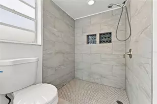1310 SW 76th Dr, Gainesville, FL 32607 - Photo 19