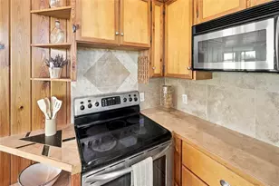 12391 NE 80th Ave, Bronson, FL 32621 - Photo 17