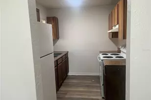 2622 SW 31st Pl, Gainesville, FL 32608 - Photo 3