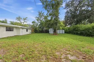 2208 NE 15th Ter, Gainesville, FL 32609 - Photo 27