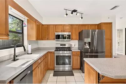 2809 NW 35th Place, Gainesville, FL 32605 - Photo 21