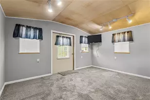 1981 N Roberts Trail, Bell, FL 32619 - Photo 27