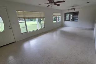 509 N Court St, Bronson, FL 32621 - Photo 7
