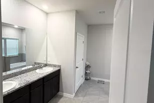 24463 Northwest 13th Blvd, Newberry, FL 32669 - Photo 17