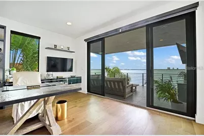588 Riviera Drive, Tampa, FL 33606 - Photo 19