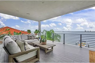 588 Riviera Drive, Tampa, FL 33606 - Photo 21