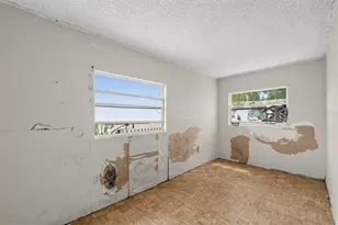 1048 N Missouri Ave, Lakeland, FL 33805 - Photo 9